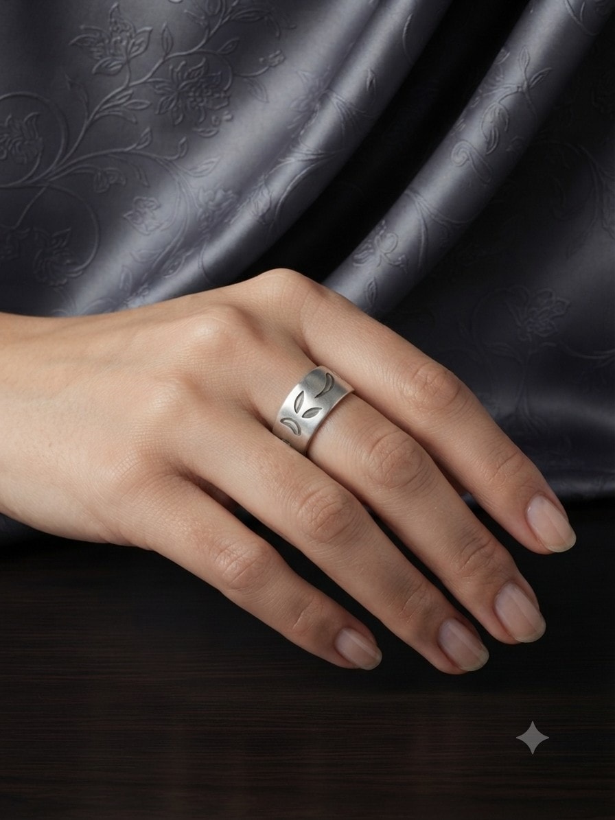 Ring No. 00000077 — View 2