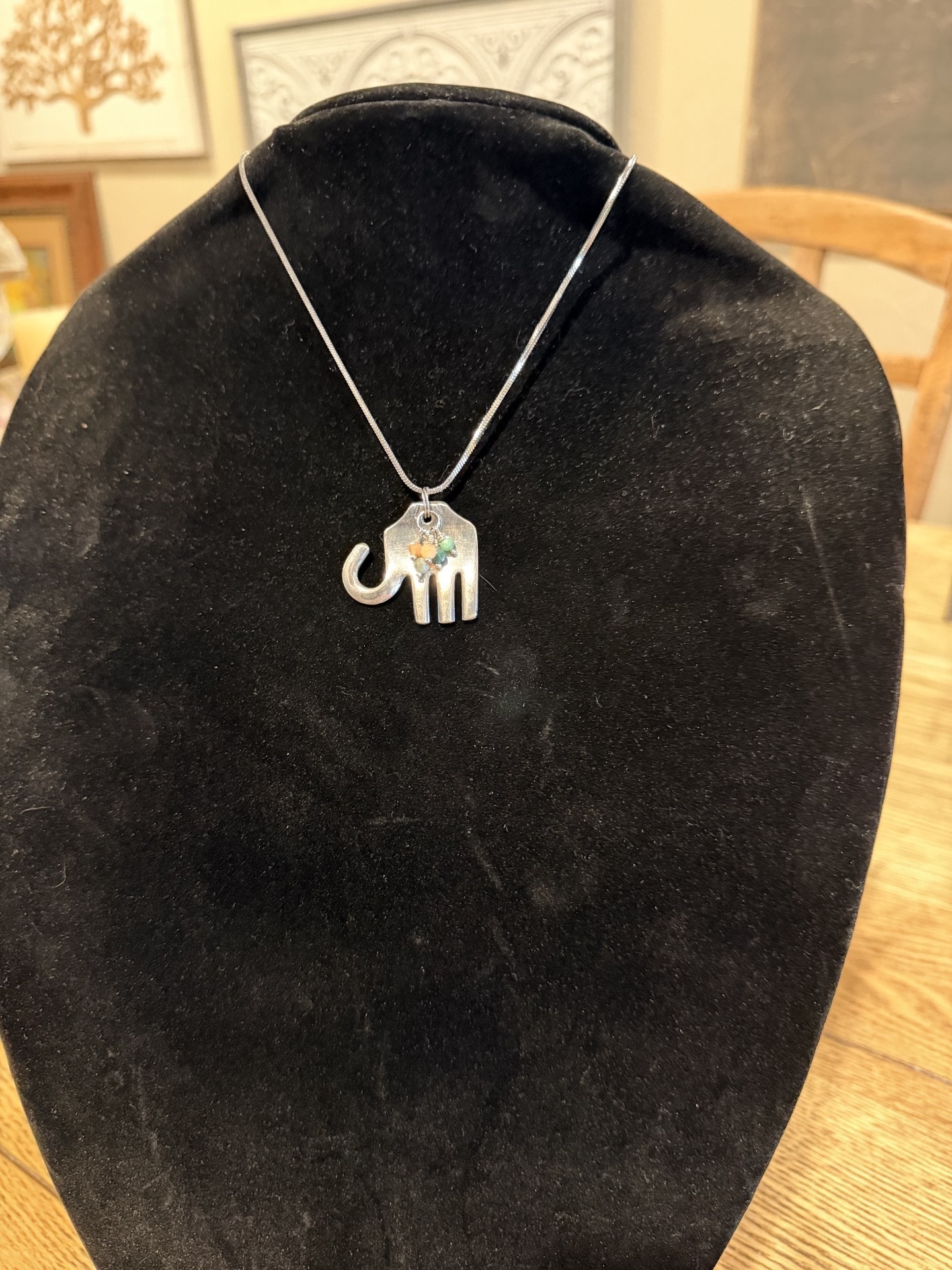 Elephant Charm Necklace No. 00000021